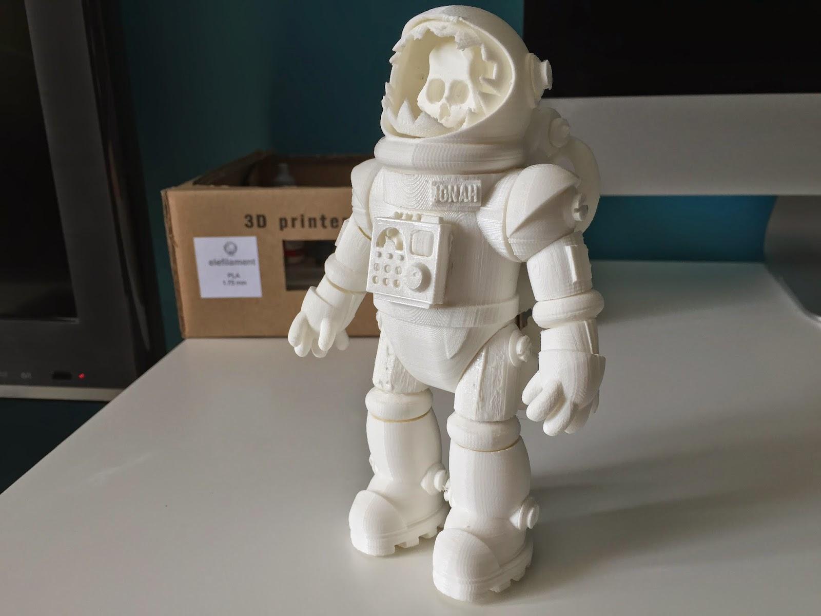 CATASTRONAUT Freaky, 3D Printable, Articulated, Dead Astrolegend