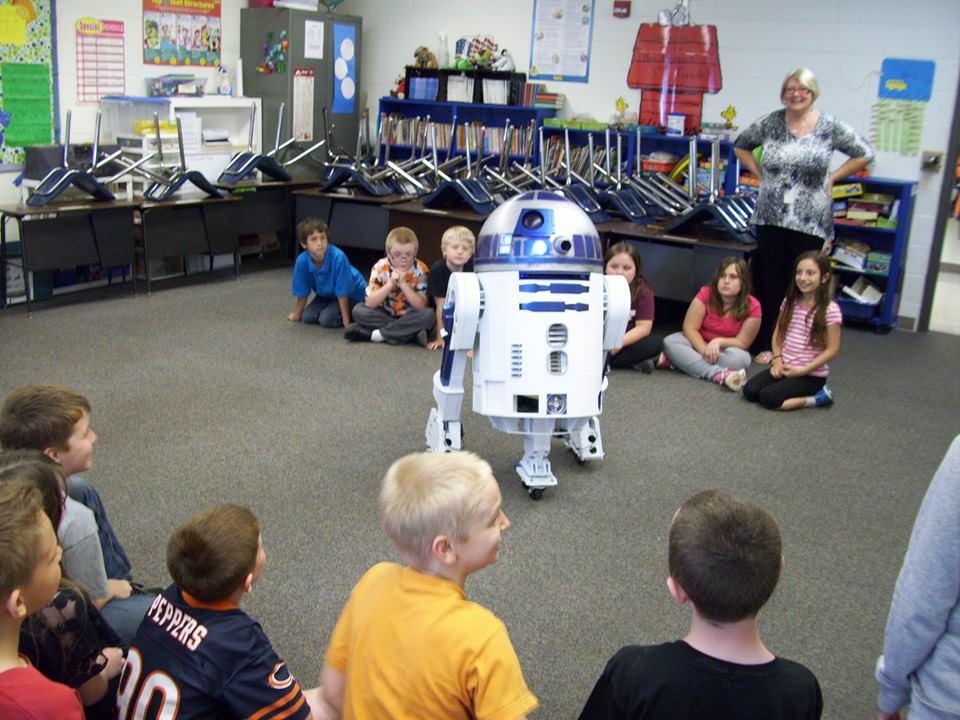 R2-JE at a local school