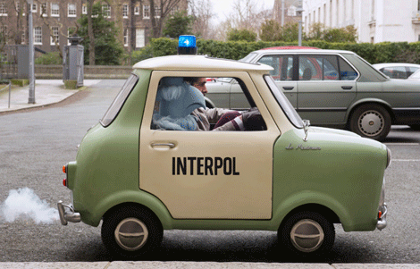 Propshop-Interpol-Car