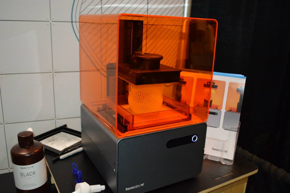 Formlabs Form 1+ 3D Printer printing with Fleixble Resin