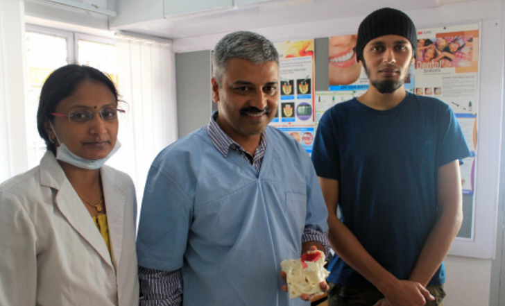 From left: Dr. Poornima Dandagi, Dr. Satyajit Dandagi, Nachiketha Someswara (from Osteo3d)