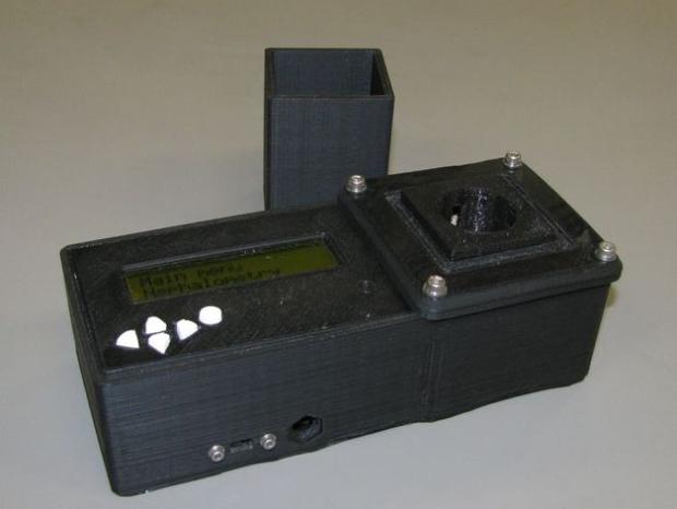 J.M. Pearce's water-testing platform uses open source electronics and 3D printed components.