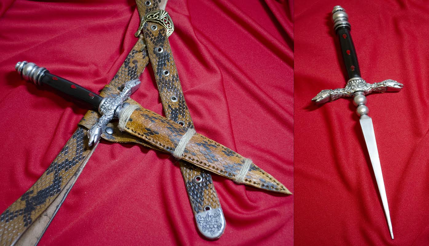 Becza's 3D printed replica dagger