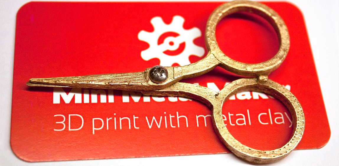 Man 3D Prints Highly Functional Metal Scissors on a $1,500 3D Printer