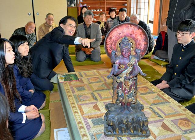 A 3D printed buddhist statue created by Japanese Students for a local temple