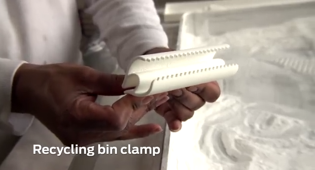 recycling bin clamp