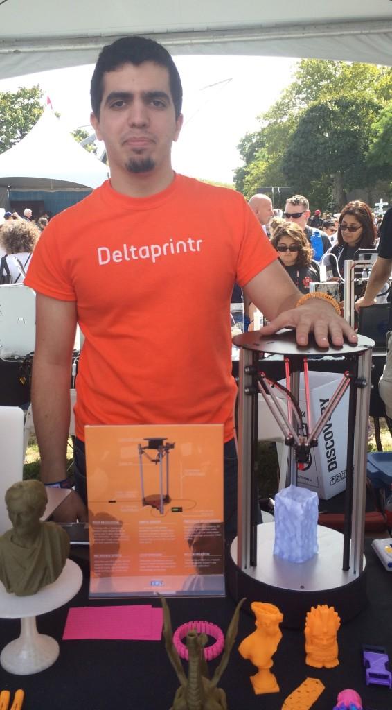 Deltaprintr CEO and founder Shai Schechter shows off the Delta Go at Makerfaire