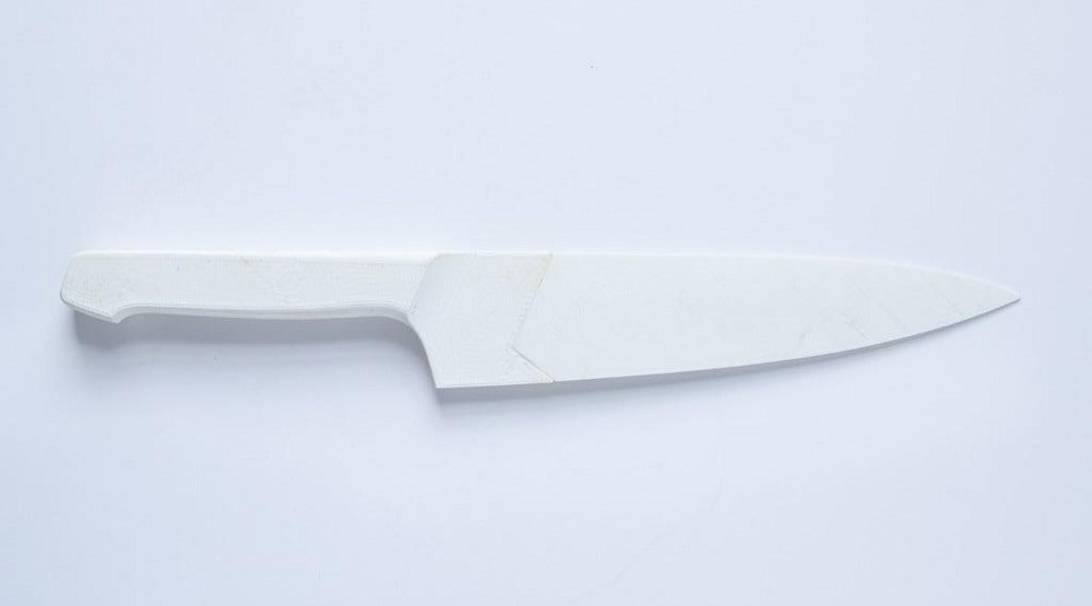 A more refined early Misen knife prototype.