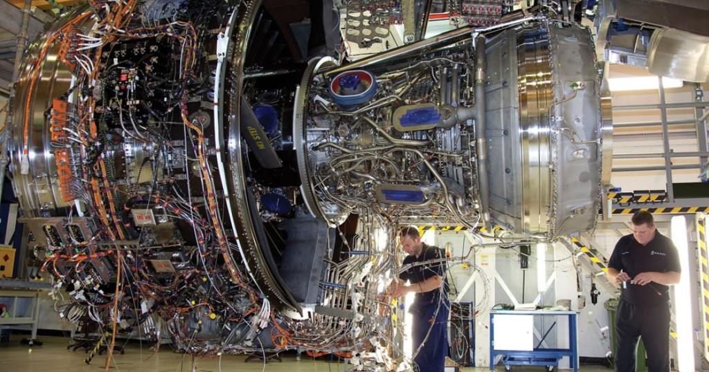 How an airplane engine gets made: Inside Rolls Royce Aerospace