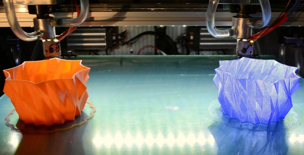 The AON is a Massive Industrial 3D Printing Beast with Two Independent Printing Heads