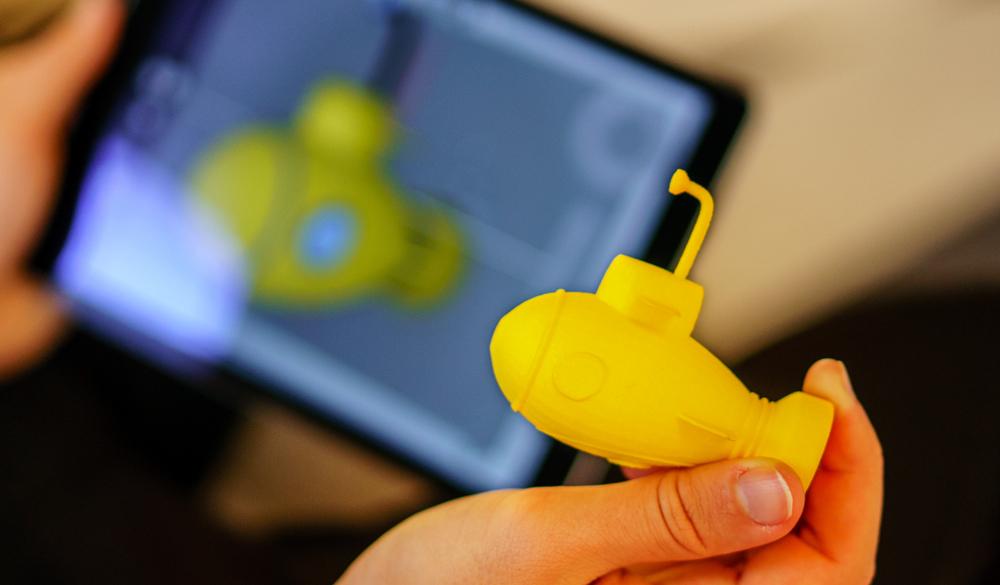 Gravity Sketch lets anyone turn a sketch into a 3D printed model.