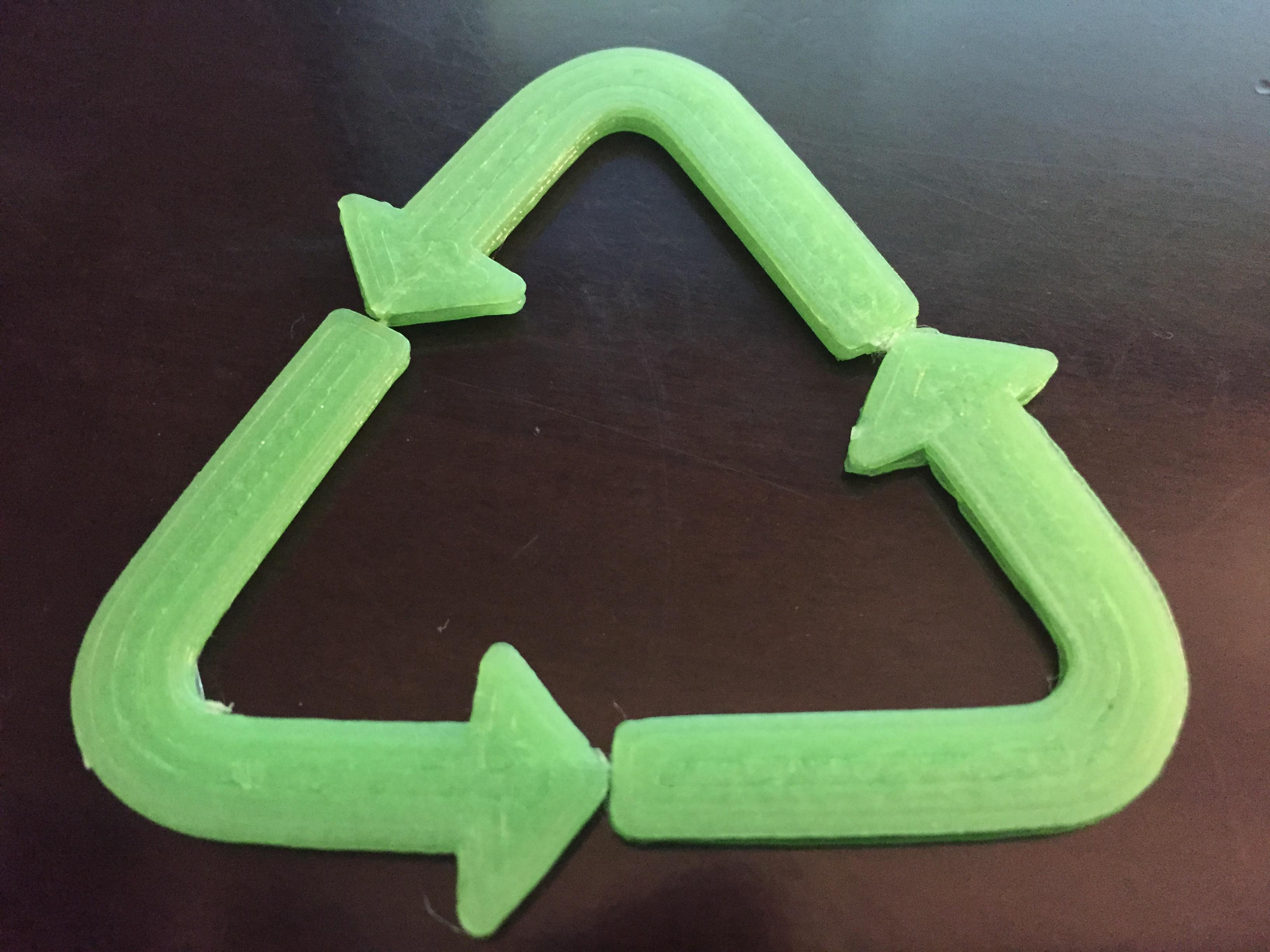 recyclesymbol_3dprintedfromrecycledplastic