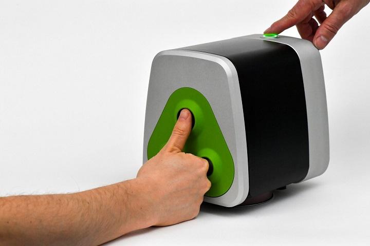 fuel3d-desktop-scanner-fingerprint-scan