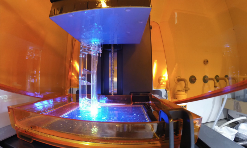 EPFL Scientists 3D Print Electrodes for Light Beam Splitters