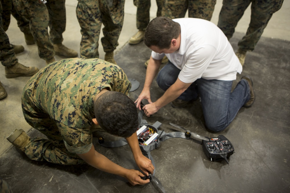 Marines 3D Print Nibbler Drone to Offer Surveillance & Carry Supplies