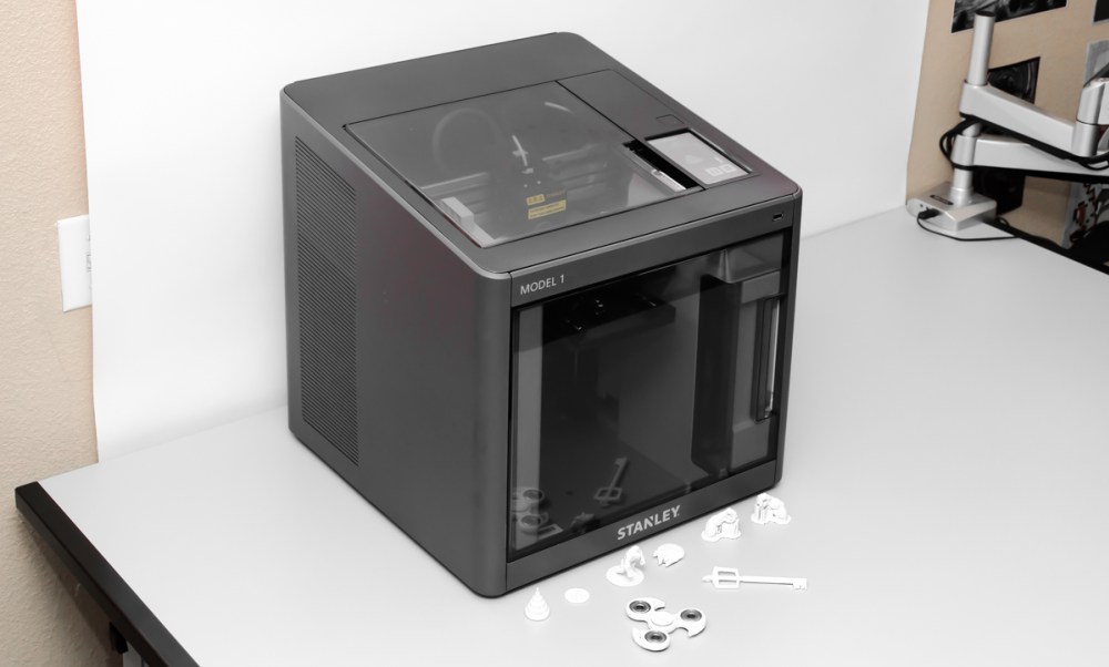 Six 3D Printer Reviews: June Aggregation