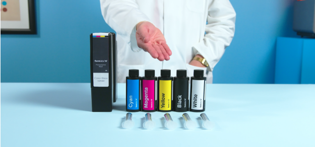 Formlabs Brings a Wider Spectrum to SLA 3D Printing with New Color Kit