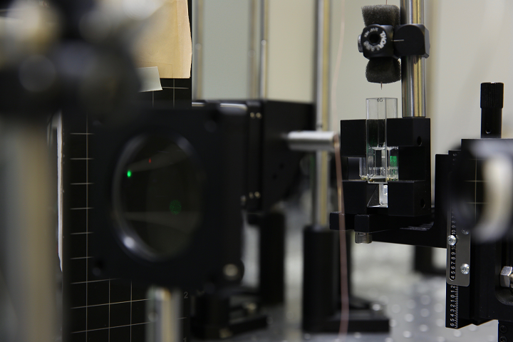 Novel Volumetric 3D Printing Method for Fast, Complex, Layer-Free Polymer Additive Manufacturing