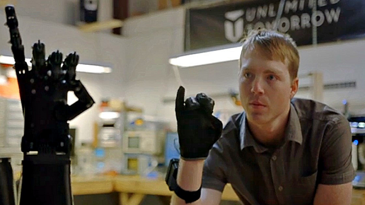 Stratasys and Dassault Systèmes Announce Partnership with Unlimited Tomorrow for 3D Printed Prosthetics Initiative at SWW18