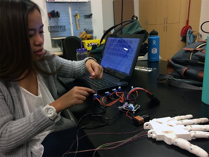 GCU Students Trying Not to 3D Print Prosthetics for Amputees in Rwanda