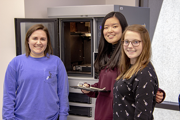 Students Help Students with 3D Printed Glasses Project