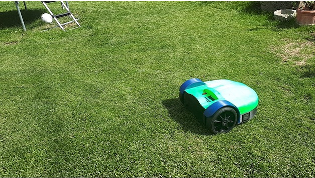 Mechanical Engineer 95% 3D Autonomous Robotic Lawn Mower - | The Voice of 3D Printing / Additive Manufacturing
