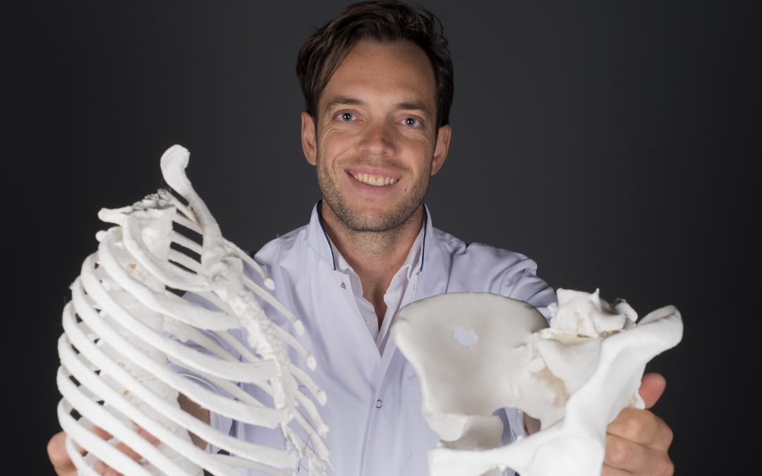3D Printing Pioneer Interview With Lars Brouwers on 3D Printing for Complex Fractures and Helping in Sierra Leone