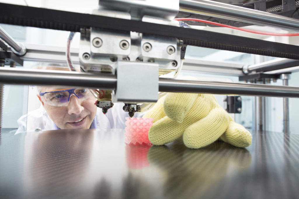 Covestro tests new materials with 3D printers.