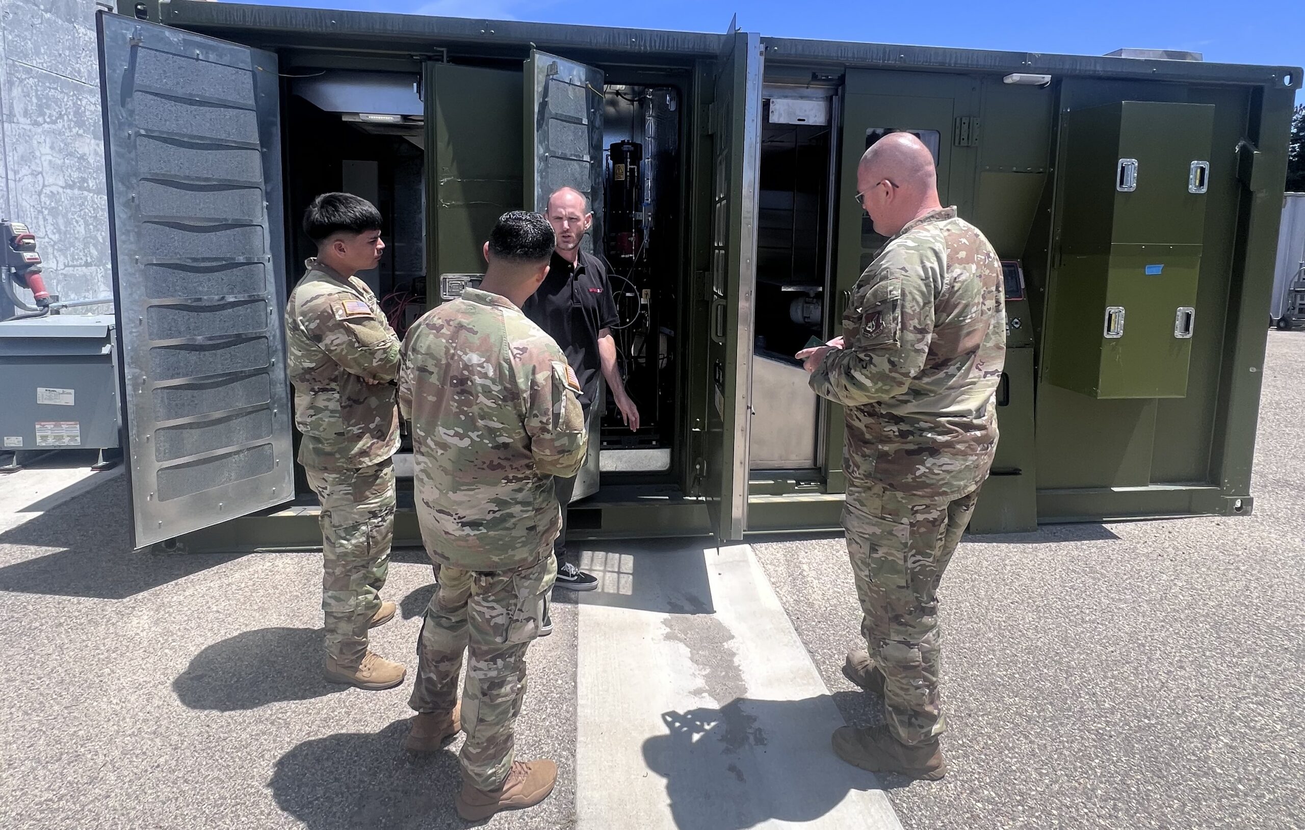 בית הספר לתארים מתקדמים בחיל הים מכשיר מפעילים שאינם מתמחים בהדפסת תלת מימד ניתנת לפריסה עם XSPEE3D – 3DPrint.com | עסק לייצור תוסף