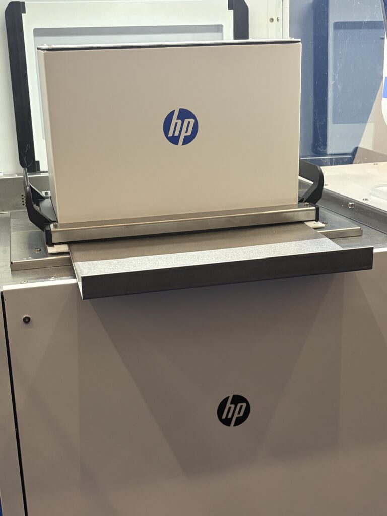 HP’s MJF 1200 Targets Entry-Level AM — And Could Shift the Competitive Landscape3DPrint.com | Additive Manufacturing Business 7 IMG 3390