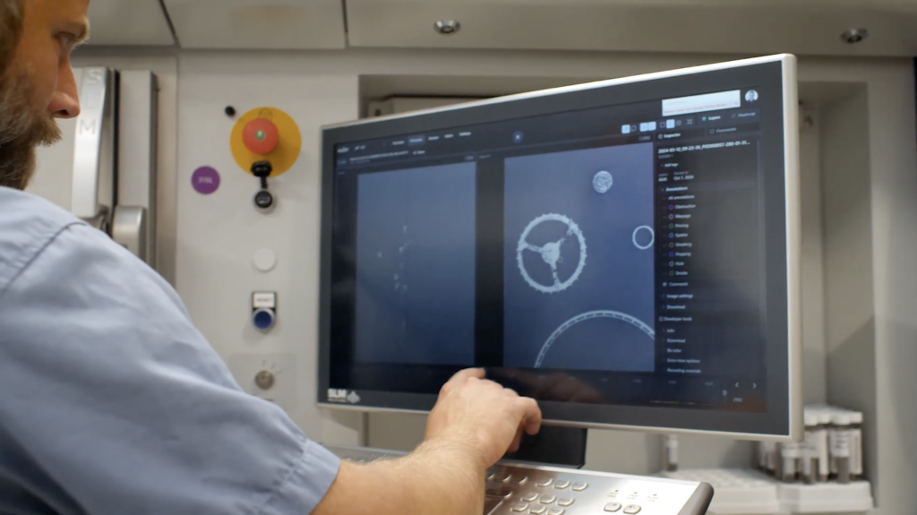 Euler Viewer for Metal LPBF 3D Printing Released3DPrint.com | Additive Manufacturing Business 3 user using euler on HMI