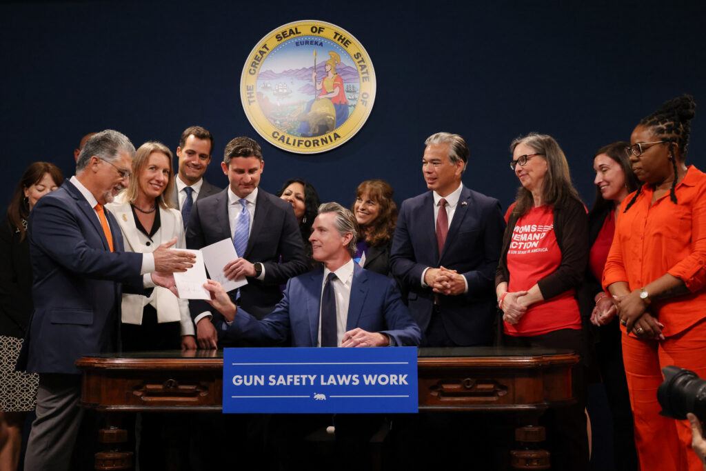 California Signs 3D Printer Gun-Blocking Bill Into Law - 3DPrint.com | Additive Manufacturing Business